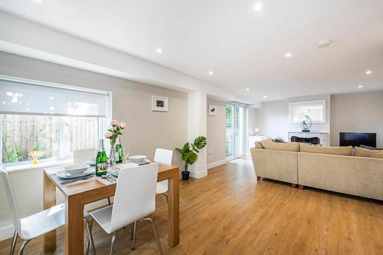 South Woodford 2 Bed En-Suite House Лондон Екстериор снимка