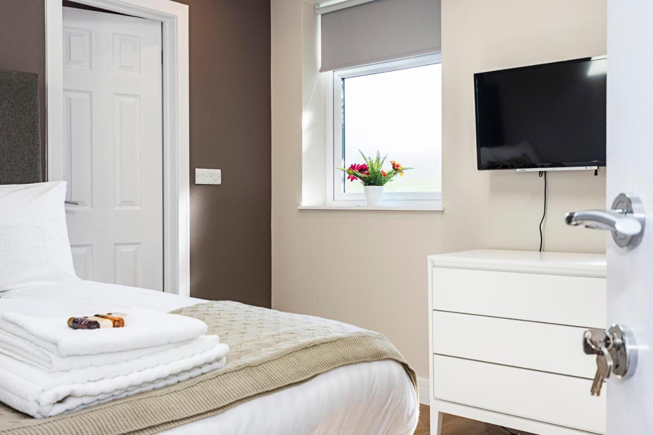 South Woodford 2 Bed En-Suite House Лондон Екстериор снимка