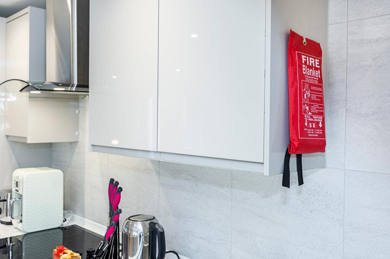 South Woodford 2 Bed En-Suite House Лондон Екстериор снимка
